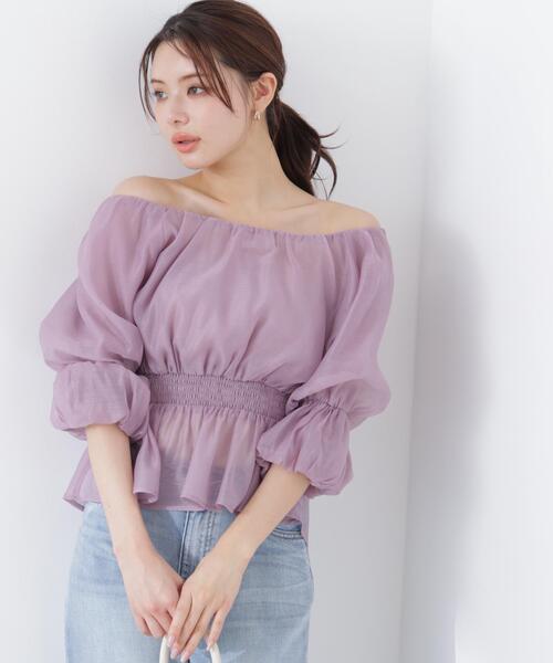PROPORTION BODY DRESSING（プロポーションボディドレッシング）の「【加藤栞さん着用】２ＷＡＹオフショルフィッシュテールブラウス / 1216110409（シャツ/ブラウス・レディース・ピンク/ベージュ/オフホワイト/ブルー・SMALL/MEDIUM）」の4枚目の写真