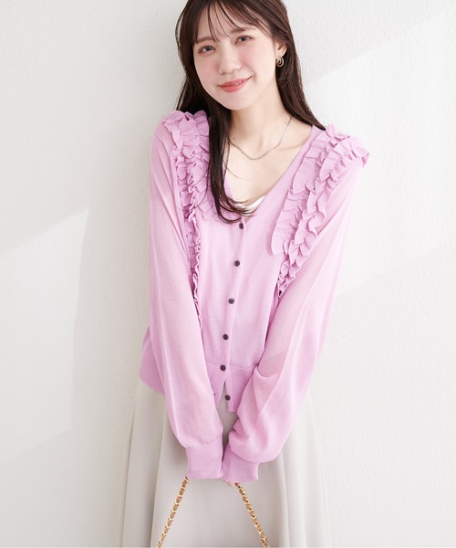 natural couture(ナチュラルクチュール)の「ちびフリルシアーカーディガン(カーディガン/ボレロ・レディース・ピンク/サックスブルー/アイボリー/ネイビー・FREE)」の20枚目の写真
