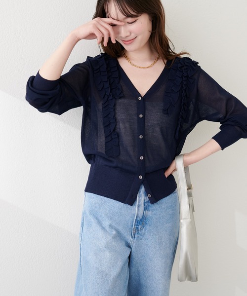 natural couture(ナチュラルクチュール)の「ちびフリルシアーカーディガン(カーディガン/ボレロ・レディース・ピンク/サックスブルー/アイボリー/ネイビー・FREE)」の10枚目の写真