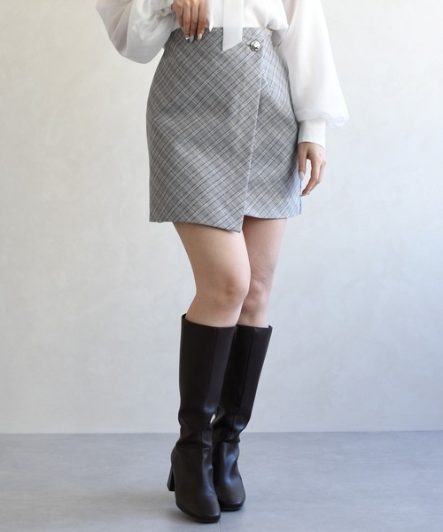 31 Sons de mode（トランテアン　ソン　ドゥ　モード）の「2026春夏新作 ラップ風ミニスカパン（スカート・レディース・ベージュ/ブラック×ホワイト/グレー系・S/M）」の18枚目の写真