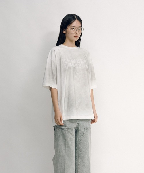 KEISUKEYOSHIDA(ケイスケヨシダ)の「Basic T-shirt Gothic Logo Print(Tシャツ/カットソー・レディース・ホワイト/グレー/ブラック・M/S/L)」の11枚目の写真