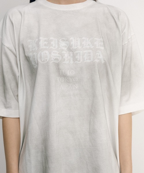 KEISUKEYOSHIDA(ケイスケヨシダ)の「Basic T-shirt Gothic Logo Print(Tシャツ/カットソー・レディース・ホワイト/グレー/ブラック・M/S/L)」の14枚目の写真