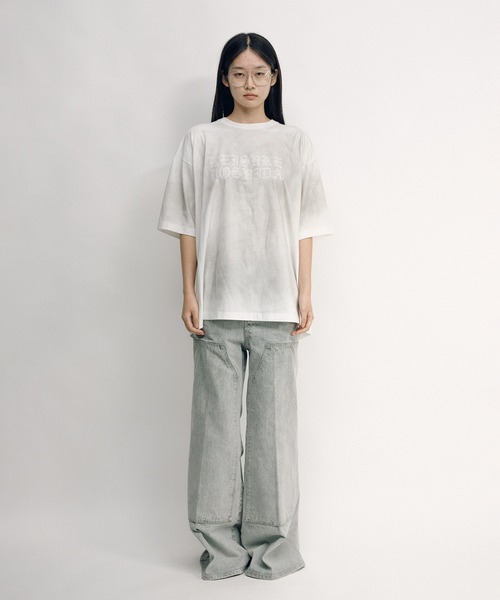 KEISUKEYOSHIDA(ケイスケヨシダ)の「Basic T-shirt Gothic Logo Print(Tシャツ/カットソー・レディース・ホワイト/グレー/ブラック・M/S/L)」の15枚目の写真