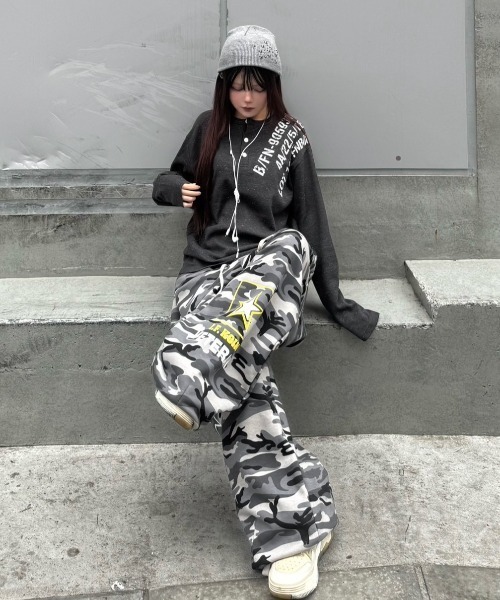 Never mind the XU（ネバーマインドザエックスユー）の「【Never mind the XU】waffle henley long sleeve / 【ネバーマインド ザ エックスユー】ワッフルヘンリー長袖Tシャツ（Tシャツ/カットソー・メンズ・ブラウン/チャコール/ホワイト/ブラック・ONE SIZE）」の22枚目の写真