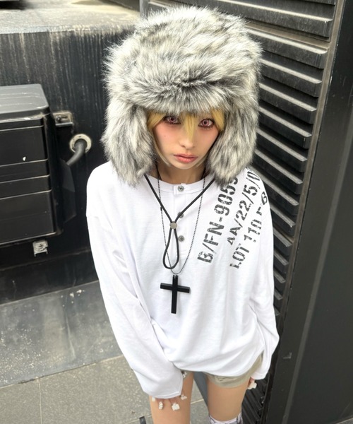 Never mind the XU(ネバーマインドザエックスユー)の「【Never mind the XU】waffle henley long sleeve / 【ネバーマインド ザ エックスユー】ワッフルヘンリー長袖Tシャツ(Tシャツ/カットソー・メンズ・ブラウン/チャコール/ホワイト/ブラック・ONE SIZE)」の17枚目の写真