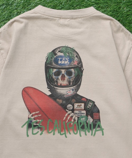 The Endless Summer(エンドレスサマー)の「TES SKULL RIDER TEE / Tシャツ(Tシャツ/カットソー・メンズ・ベージュ/ホワイト/グレー・SMALL/MEDIUM/LARGE/X-LARGE/XX-LARGE)」の7枚目の写真
