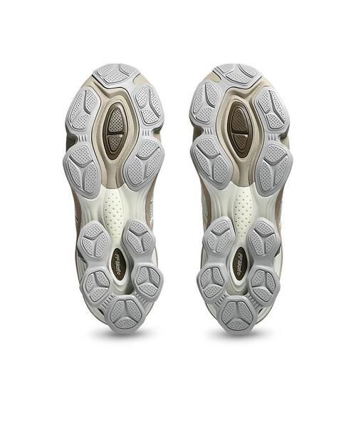 ASICS(アシックス)の「ASICS/アシックス/GEL-KINETIC FLUENT/1203A591-102(スニーカー・メンズ・ホワイト・28.0cm/27.0cm)」の6枚目の写真