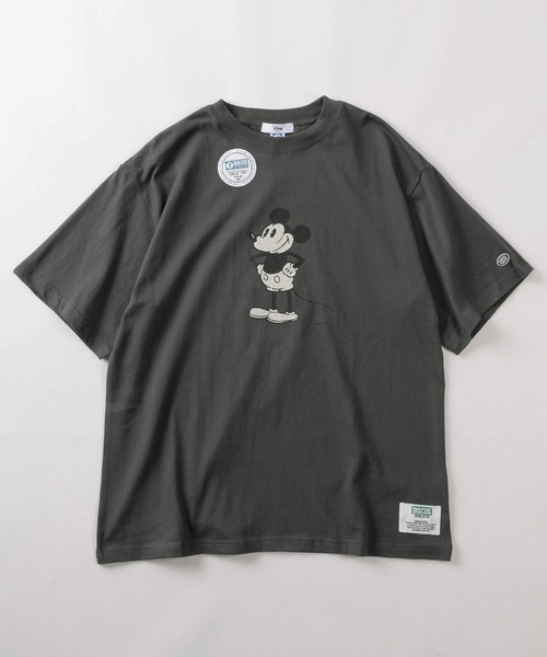Disney(ディズニー)の「【71】【DISCUS/ディスカス】×【Disney/ディズニー】ミッキーマウス ショート丈/レギュラー丈 レトロデザイン プリントTシャツ/ワンポイント刺繍/レディース(Tシャツ/カットソー・レディース・ホワイト系3/ブラック系2/ホワイト系/ホワイト系1/ホワイト系2/ブラック系1/ブラック系3/ブラック系・M/L)」の12枚目の写真