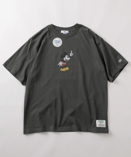 Disney(ディズニー)の「【71】【DISCUS/ディスカス】×【Disney/ディズニー】ミッキーマウス ショート丈/レギュラー丈 レトロデザイン プリントTシャツ/ワンポイント刺繍/レディース(Tシャツ/カットソー・レディース・ホワイト系3/ブラック系2/ホワイト系/ホワイト系1/ホワイト系2/ブラック系1/ブラック系3/ブラック系・M/L)」の18枚目の写真