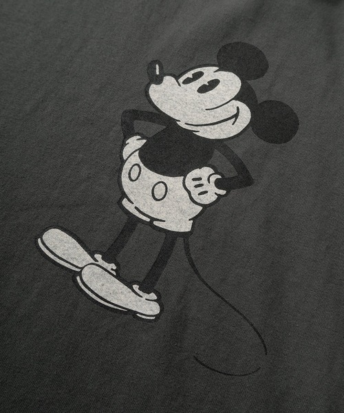 Disney(ディズニー)の「【71】【DISCUS/ディスカス】×【Disney/ディズニー】ミッキーマウス ショート丈/レギュラー丈 レトロデザイン プリントTシャツ/ワンポイント刺繍/レディース(Tシャツ/カットソー・レディース・ホワイト系3/ブラック系2/ホワイト系/ホワイト系1/ホワイト系2/ブラック系1/ブラック系3/ブラック系・M/L)」の13枚目の写真