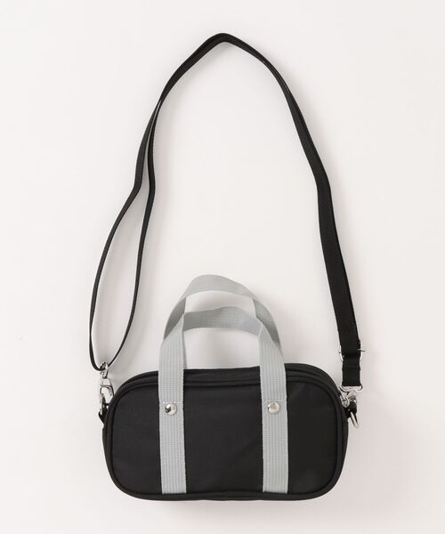 GYDA（ジェイダ）の「【GYDA/ジェイダ】 ファーチャーム付きポリスクバポーチ（ポーチ・レディース・ブラック/ピンク/レオパード・FREE）」の4枚目の写真