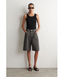 ニーレングス デニムショートパンツ