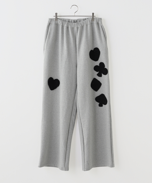 DISCOVERED(ディスカバード)の「DISCOVERED / ディスカバード PLAYCARD CROCHET MOTIF SWEAT(スウェットパンツ・メンズ・ブラック/グレー・3)」の2枚目の写真