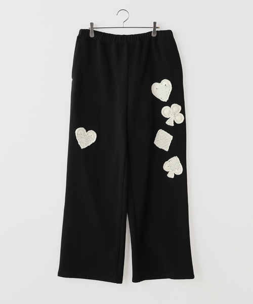 DISCOVERED(ディスカバード)の「DISCOVERED / ディスカバード PLAYCARD CROCHET MOTIF SWEAT(スウェットパンツ・メンズ・ブラック/グレー・3)」の1枚目の写真