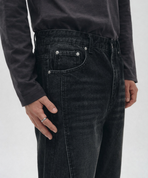 ECORR（エコル）の「フロントラインデニムパンツ_ブラック（デニムパンツ・メンズ・その他・1/2/3）」の4枚目の写真