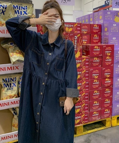FAVORITO(ファヴォリート)の「デニムシャツワンピース(ワンピース・レディース・ブルー・M/L/XL)」の2枚目の写真