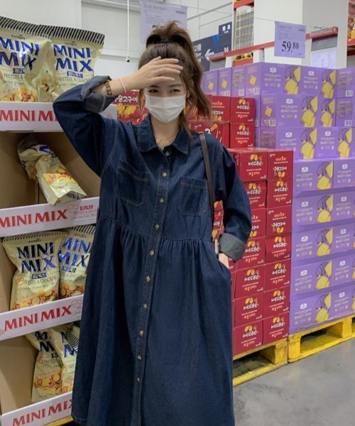 FAVORITO(ファヴォリート)の「デニムシャツワンピース(ワンピース・レディース・ブルー・M/L/XL)」の6枚目の写真