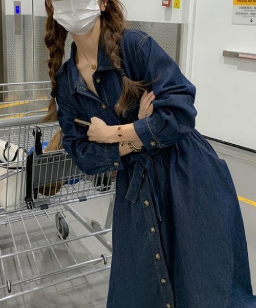 FAVORITO(ファヴォリート)の「デニムシャツワンピース(ワンピース・レディース・ブルー・M/L/XL)」の4枚目の写真