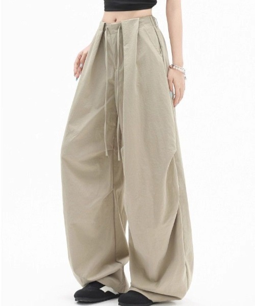 Vipoa(ヴィポア)の「カジュアルカーゴパンツ(カーゴパンツ・レディース・ブラック/カーキ・FREE)」の4枚目の写真