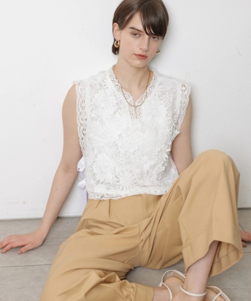 CADUNE(カデュネ)の「3Dレースベスト(シャツ/ブラウス・レディース・ホワイト・38)」の14枚目の写真