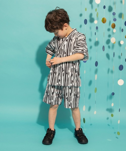 BRANSHES(ブランシェス)の「【キッズ】甚平(浴衣・キッズ・アイボリー/サックスブルー/ブラック/チャコールグレー・120/90/100/110)」の2枚目の写真