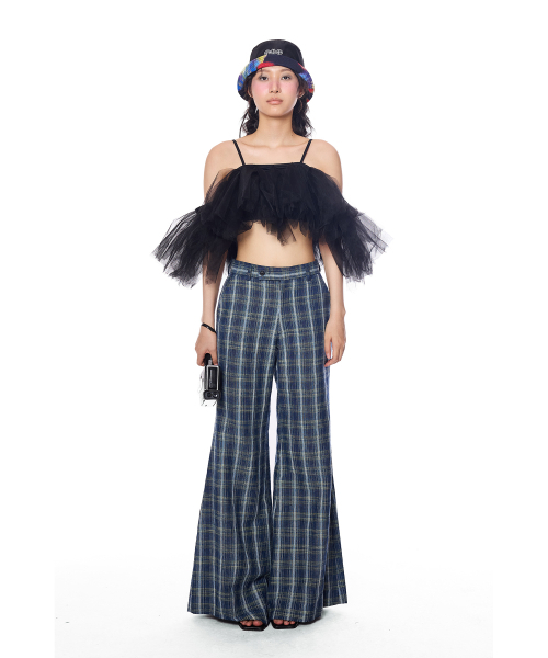 GREEDILOUS(グリディアス)の「Ruffle Sheer Tank Top(その他トップス・レディース・その他・X-SMALL/SMALL/MEDIUM/LARGE)」の4枚目の写真