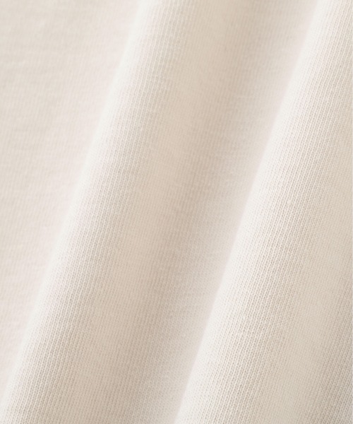 MHL.（エムエイチエル）の「GARMENT DYED TOUGH COTTON LINE（Tシャツ/カットソー・メンズ・オフホワイト/ライトブルー/ネイビー・MEDIUM/LARGE）」の6枚目の写真