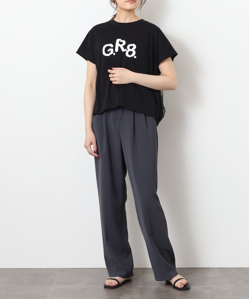 EGLANTINE(エグランティーヌ)の「EGLANTINE バックチュール発砲プリントドルマンカットソー 半袖(Tシャツ/カットソー・レディース・ベージュ・40)」の7枚目の写真