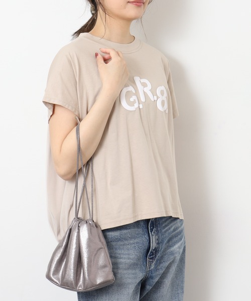 EGLANTINE(エグランティーヌ)の「EGLANTINE バックチュール発砲プリントドルマンカットソー 半袖(Tシャツ/カットソー・レディース・ベージュ・40)」の11枚目の写真