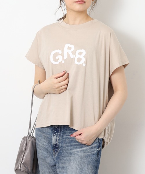 EGLANTINE(エグランティーヌ)の「EGLANTINE バックチュール発砲プリントドルマンカットソー 半袖(Tシャツ/カットソー・レディース・ベージュ・40)」の12枚目の写真