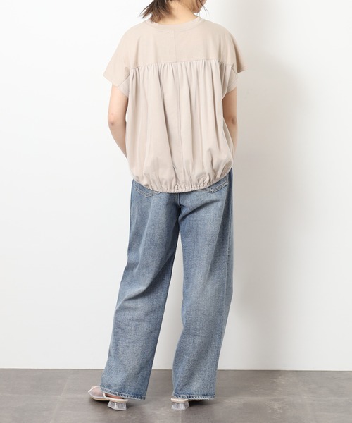 EGLANTINE(エグランティーヌ)の「EGLANTINE バックチュール発砲プリントドルマンカットソー 半袖(Tシャツ/カットソー・レディース・ベージュ・40)」の18枚目の写真