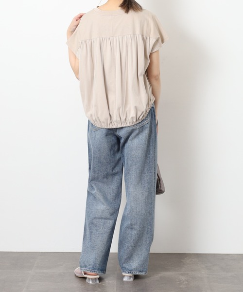 EGLANTINE(エグランティーヌ)の「EGLANTINE バックチュール発砲プリントドルマンカットソー 半袖(Tシャツ/カットソー・レディース・ベージュ・40)」の19枚目の写真