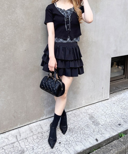 INGNI(イング)の「レイヤードカーデトップス(Tシャツ/カットソー・レディース・ブラック系5/グレー系その他6/ベージュ系6/ブラック×グレー・M)」の11枚目の写真