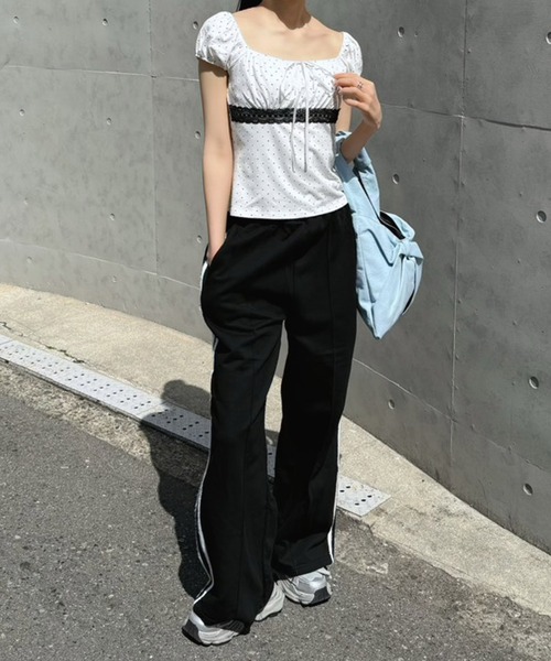 Jewelobe(ジュエローブ)の「配色ライン脇タックスエットワイドパンツ(スウェットパンツ・レディース・ブラック/グレー・FREE)」の19枚目の写真