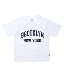 PAPERBOY（ペーパーボーイ）の「ブルックリンニューヨーク 半袖Tシャツ-ホワイト（Tシャツ/カットソー）」