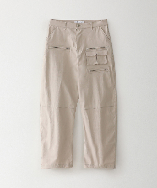 BLUESUNFLOWER（ブルーサンフラワー）の「オーバーポケットセミワイドカーゴパンツ[ベージュ]（その他パンツ・レディース・その他・MEDIUM/LARGE）」の2枚目の写真