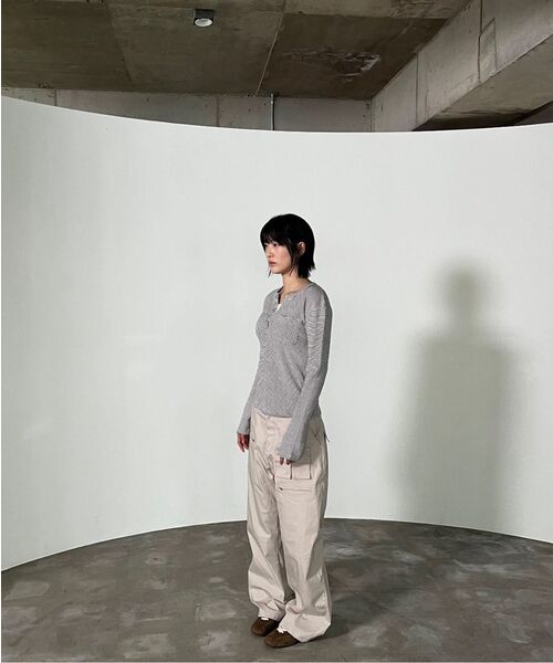 BLUESUNFLOWER（ブルーサンフラワー）の「オーバーポケットセミワイドカーゴパンツ[ベージュ]（その他パンツ・レディース・その他・MEDIUM/LARGE）」の11枚目の写真
