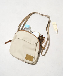 GREGORY（グレゴリー）の「GREGORY × FREAK'S STORE/グレゴリー 別注 TOASTY LEATHER PATCH/別注 トースティーショルダー レザーパッチ（ショルダーバッグ）」