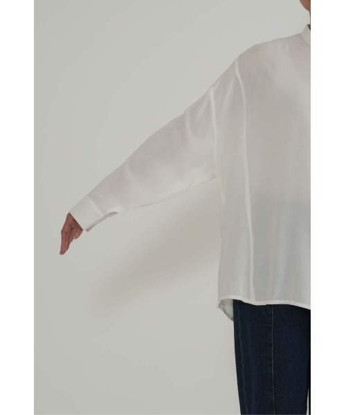 HEART MARKET(ハートマーケット)の「さらっと快適バンドカラー長袖シャツ(シャツ/ブラウス・レディース・ナチュラル/グリーン/ホワイト/チャコール・FREE)」の17枚目の写真
