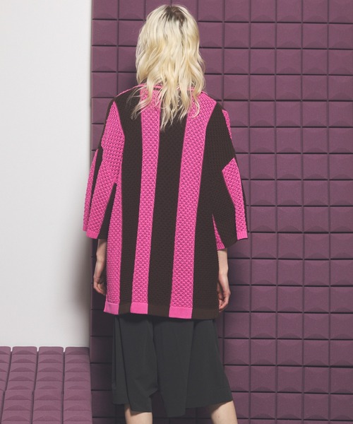 MAISON SPECIAL（メゾンスペシャル）の「《UNISEX》Random Stripe Mesh Jacquard Prime-Over Short Sleeve Knit Shirt/ランダムストライプメッシュジャガードプライムオーバーショートスリーブニットシャツ【MAISON SPECIAL/メゾンスペシャル】（シャツ/ブラウス・メンズ・ブラック/ピンク・0/1/2）」の15枚目の写真