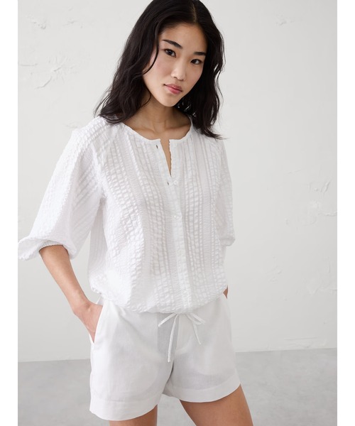 BANANA REPUBLIC FACTORY STORE(バナナリパブリック ファクトリーストア)の「BANANA REPUBLIC FACTORY STORE クラウドチェック ブラウソンスリーブ ボタントップス(シャツ/ブラウス・レディース・ホワイト・XS/L/M/S)」の1枚目の写真
