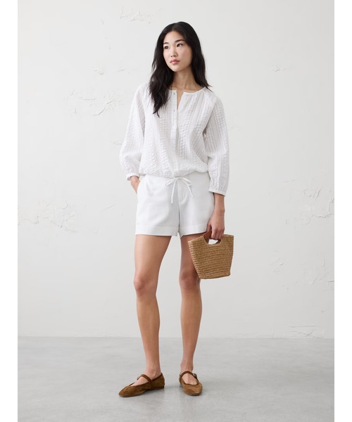 BANANA REPUBLIC FACTORY STORE(バナナリパブリック ファクトリーストア)の「BANANA REPUBLIC FACTORY STORE クラウドチェック ブラウソンスリーブ ボタントップス(シャツ/ブラウス・レディース・ホワイト・XS/L/M/S)」の4枚目の写真