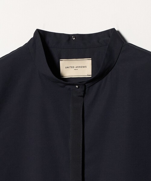 UNITED ARROWS（ユナイテッドアローズ）の「エンブロイダリー シャツ ブラウス 4WAY（シャツ/ブラウス・レディース・オフホワイト/ライトブルー/ネイビー・FREE）」の18枚目の写真