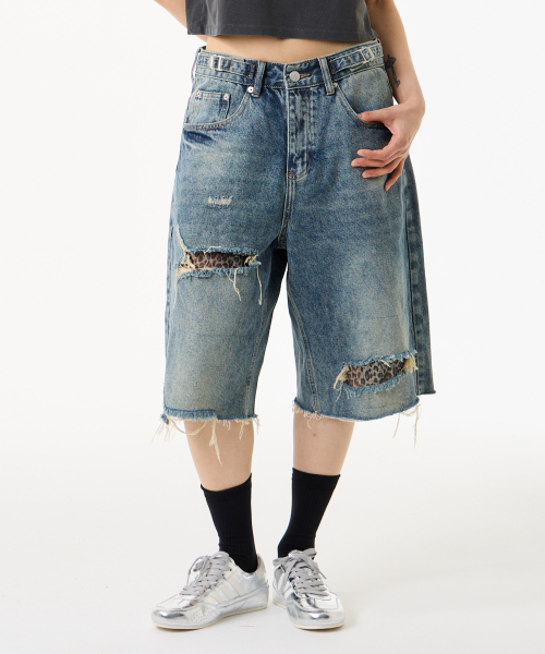 UNKNOWN PLANET(アンノウンプラネット)の「レオパードパッチディスデニムハーフパンツブルー(その他パンツ・レディース・その他・SMALL/MEDIUM)」の2枚目の写真