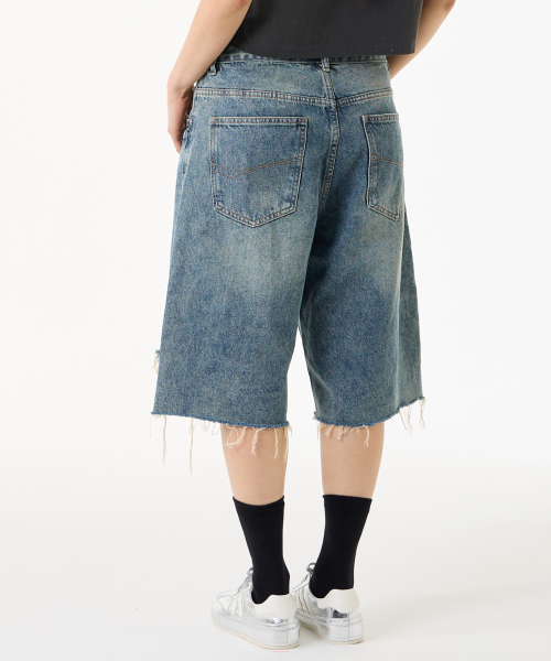 UNKNOWN PLANET(アンノウンプラネット)の「レオパードパッチディスデニムハーフパンツブルー(その他パンツ・レディース・その他・SMALL/MEDIUM)」の5枚目の写真
