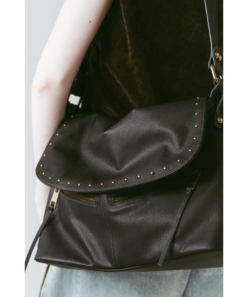 Knuth Marf(クヌースマーフ)の「studded shoulder bag(ショルダーバッグ・レディース・ブルー/ブラック・ONE SIZE)」の12枚目の写真