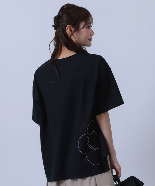 MARY QUANT(マリークワント)の「バックデイジーポンチ プルオーバー(Tシャツ/カットソー・レディース・ホワイト/ブラック/ライトグリーン・M)」の1枚目の写真