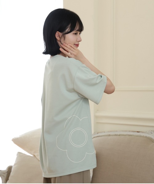 MARY QUANT(マリークワント)の「バックデイジーポンチ プルオーバー(Tシャツ/カットソー・レディース・ホワイト/ブラック/ライトグリーン・M)」の5枚目の写真