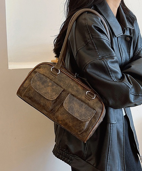 boemy（ボエミー）の「ヴィンテージ風スクエア ショルダーバッグ（ショルダーバッグ・レディース・ブラウン/ブラック・FREE）」の6枚目の写真