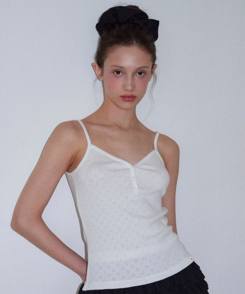 ROGIN N ROSIE(ロギンエンロージー)の「Button Point Rip Sleeveless White(Tシャツ/カットソー・レディース・その他・SMALL/MEDIUM)」の1枚目の写真
